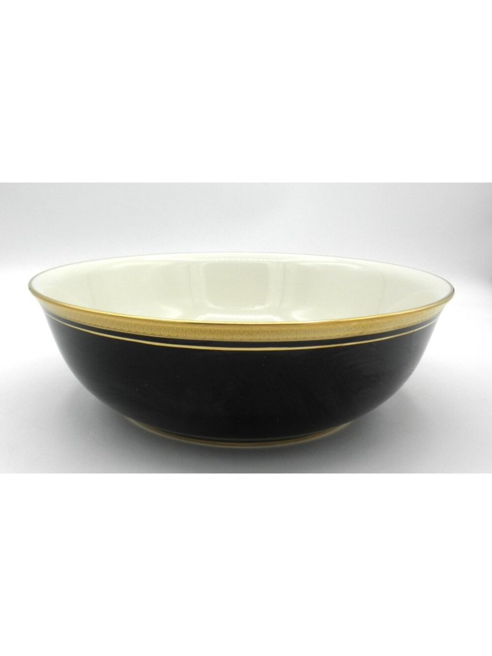 Palace Royale by Pickard Round Vegetable Bowl 8 Inch Diameter Pattern: PICPAR